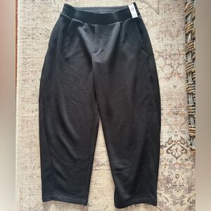 Old Navy Barrel leg Bounce Fleece Pants